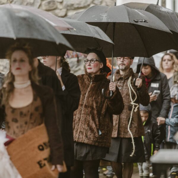 Mundo eta Uniberso Ean-7050