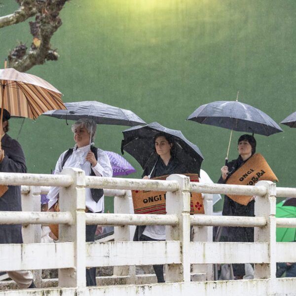 Mundo eta Uniberso Ean-7109