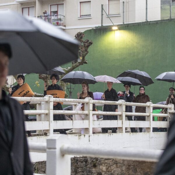 Mundo eta Uniberso Ean-7113