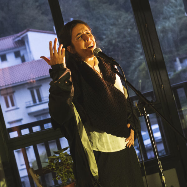 Mundo eta Uniberso Ean-8996