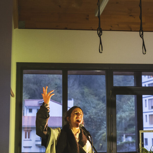 Mundo eta Uniberso Ean-8997